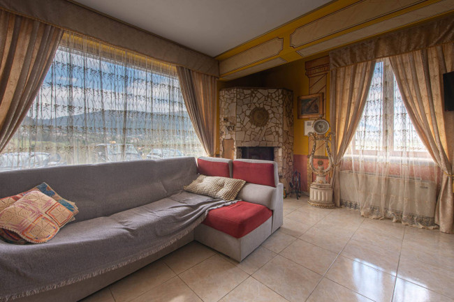 Villa for sale in Giuliano di Roma