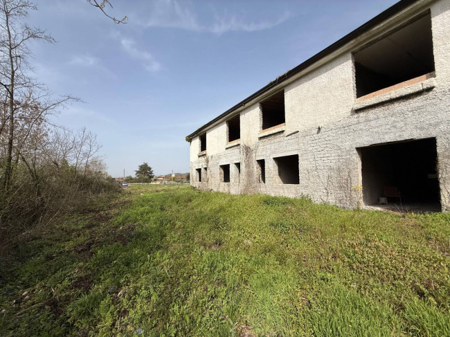 Rustic for sale in Arce