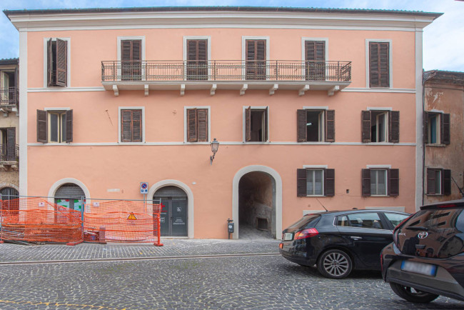 typical historical house for sale in Monte San Giovanni Campano