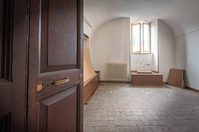 typical historical house for sale in Monte San Giovanni Campano