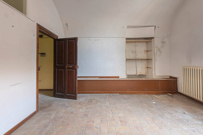 typical historical house for sale in Monte San Giovanni Campano
