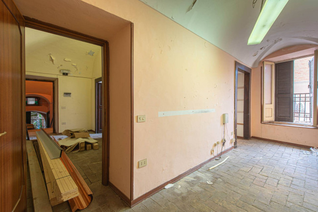 typical historical house for sale in Monte San Giovanni Campano