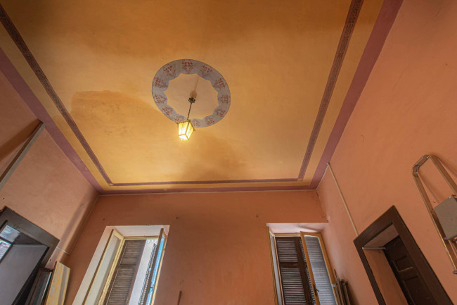 typical historical house for sale in Monte San Giovanni Campano