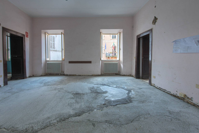 typical historical house for sale in Monte San Giovanni Campano