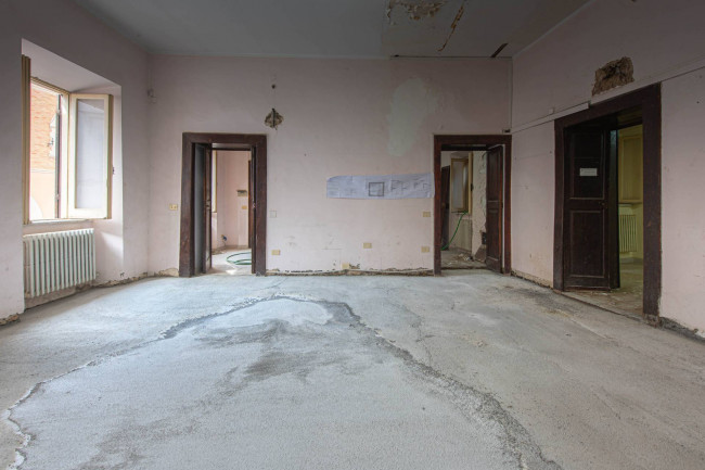 typical historical house for sale in Monte San Giovanni Campano