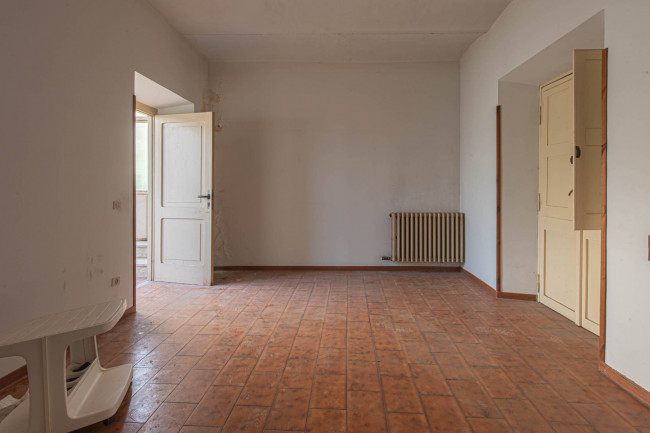 typical historical house for sale in Monte San Giovanni Campano