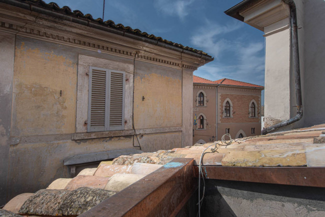 typical historical house for sale in Monte San Giovanni Campano