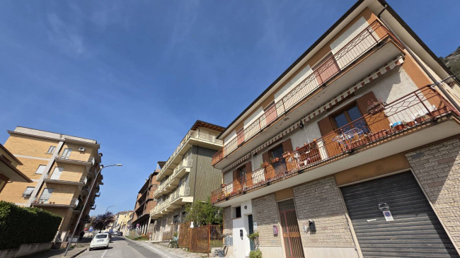 soluzione semiindipendente in vendita a Arce