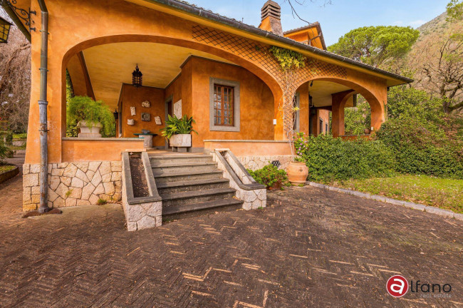 Villa in vendita a Castrocielo