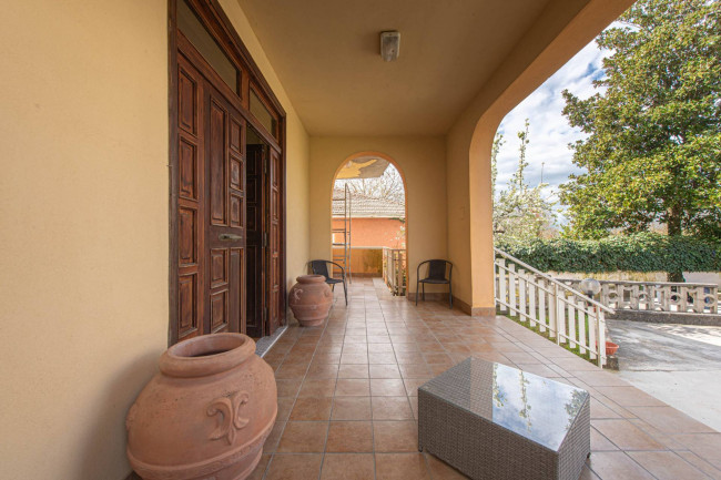 manor house for sale in Arce
