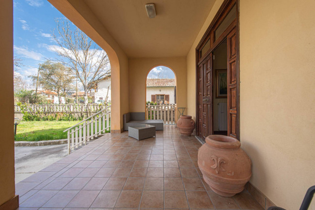 manor house for sale in Arce