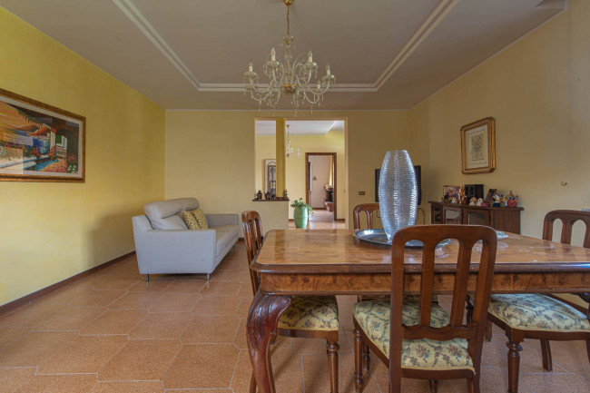 manor house for sale in Arce