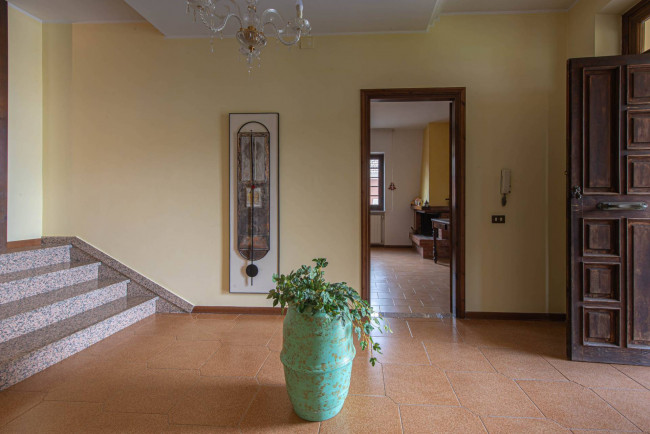 manor house for sale in Arce