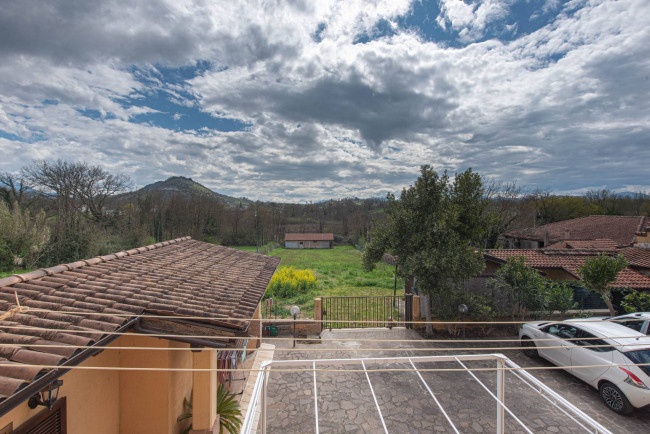 manor house for sale in Arce