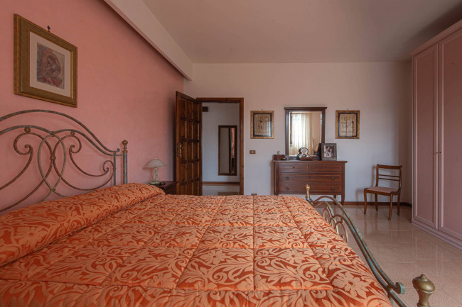 manor house for sale in Arce