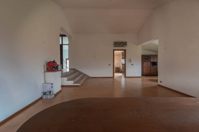 manor house for sale in Arce