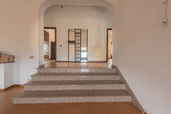 manor house for sale in Arce