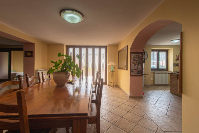 manor house for sale in Arce