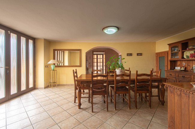 manor house for sale in Arce