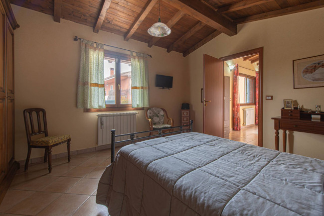 manor house for sale in Arce