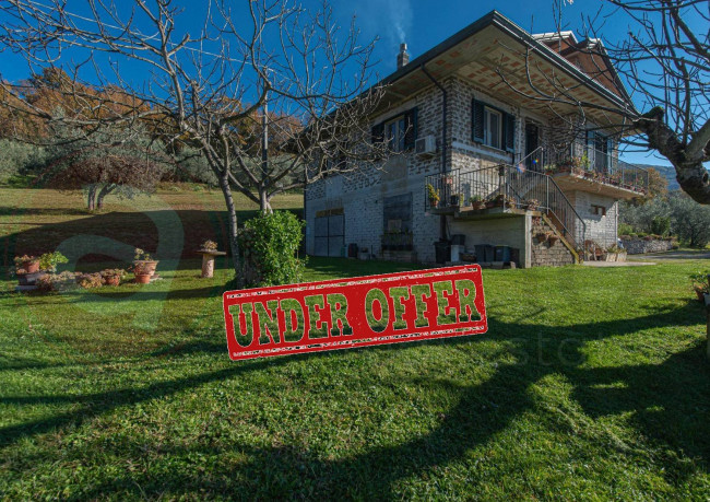 House in Arpino - view 1