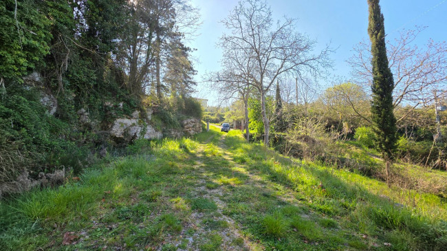 farmhouse for sale in Santopadre