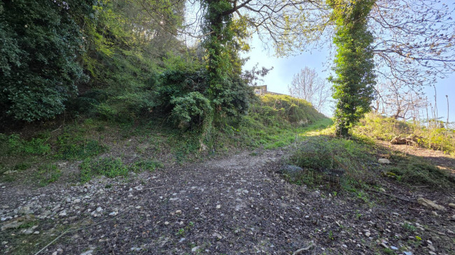 farmhouse for sale in Santopadre