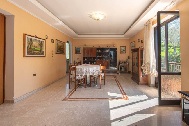 Villa for sale in Fontana Liri