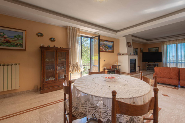 Villa for sale in Fontana Liri