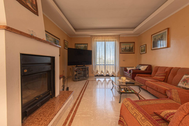Villa for sale in Fontana Liri