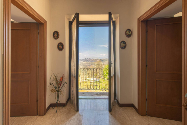 Villa for sale in Fontana Liri