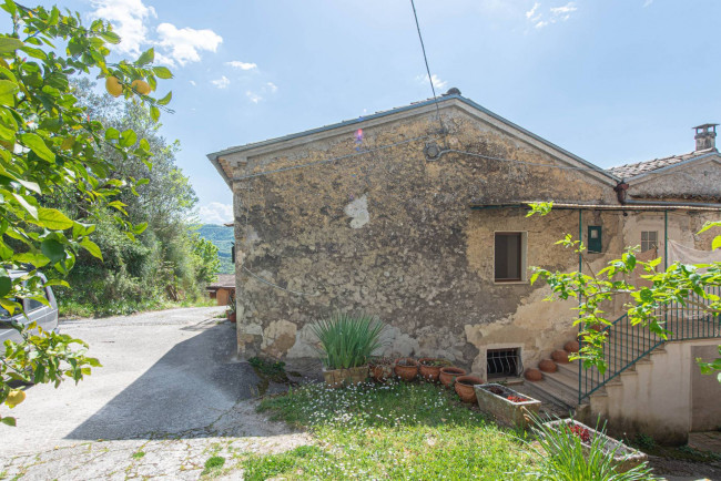 semi-detached house for sale in Arpino