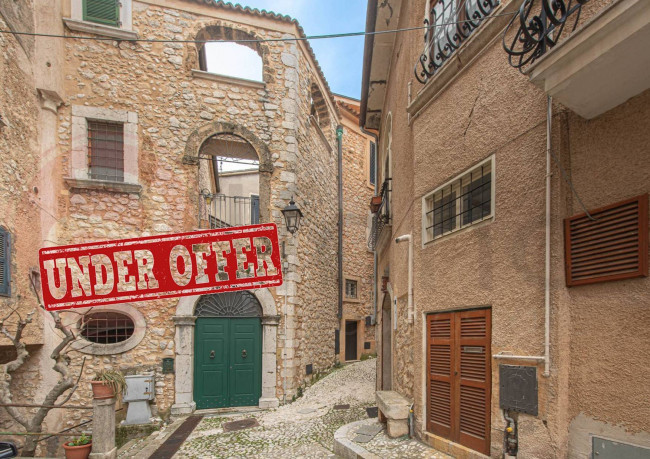 Abitazioni tipiche storiche in vendita a San Donato Val di Comino