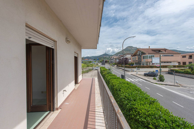 Apartment for sale in Arce