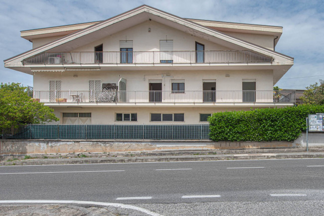 Apartment in Arce - Image 4