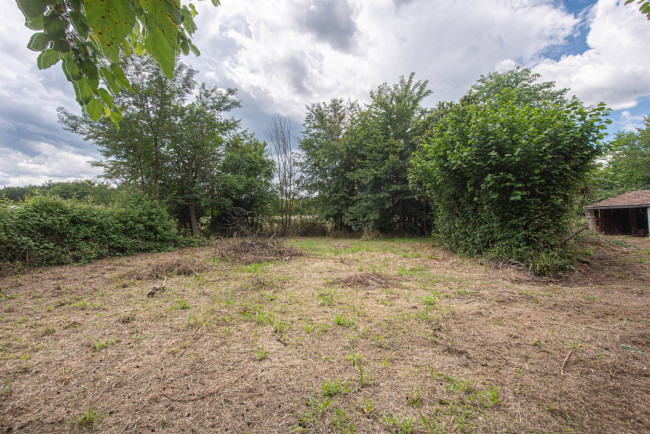 farmhouse for sale in Roccasecca