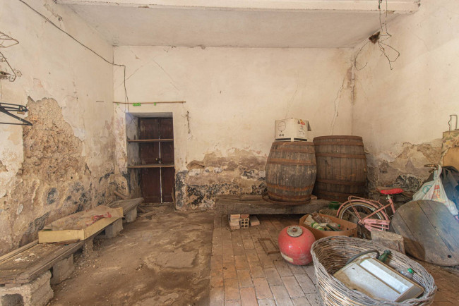 farmhouse for sale in Roccasecca