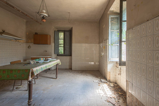 farmhouse for sale in Roccasecca