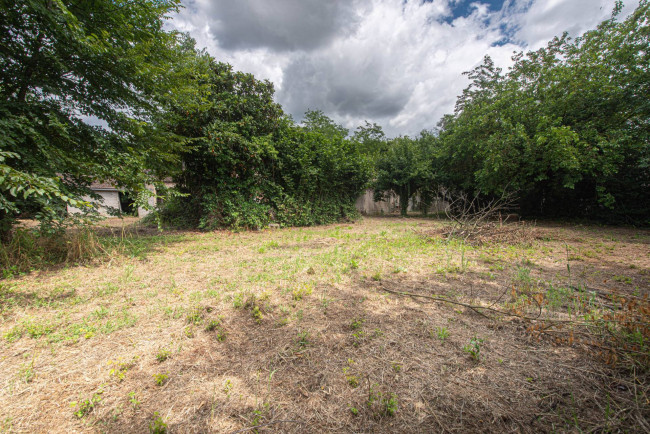 farmhouse for sale in Roccasecca