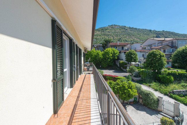 Apartment for sale in Arce