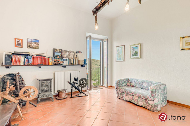 Palazzo storico in vendita a Falvaterra