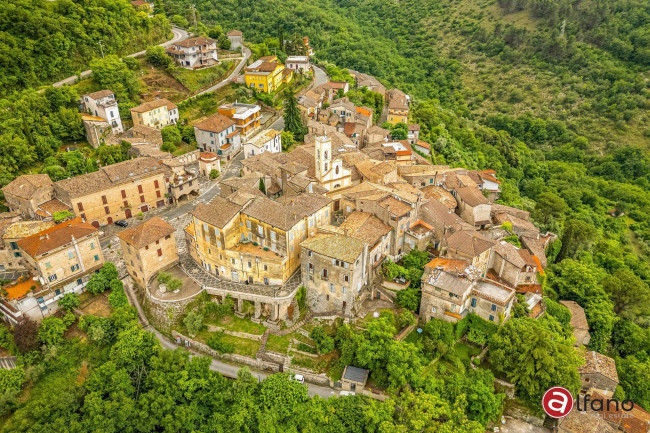 Palazzo storico in vendita a Falvaterra