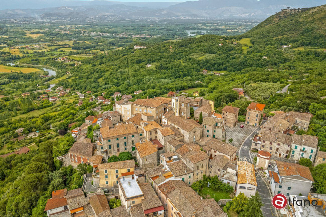 Palazzo storico in vendita a Falvaterra