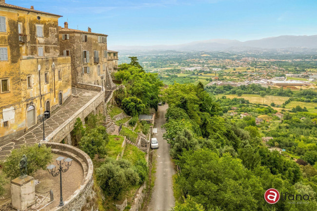 Palazzo storico in vendita a Falvaterra