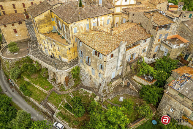 Palazzo storico in vendita a Falvaterra