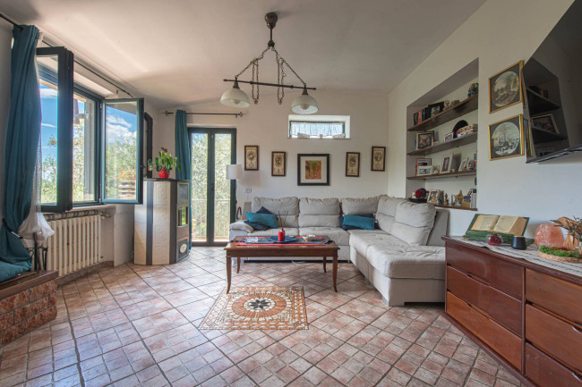 House in Sora - Image 2