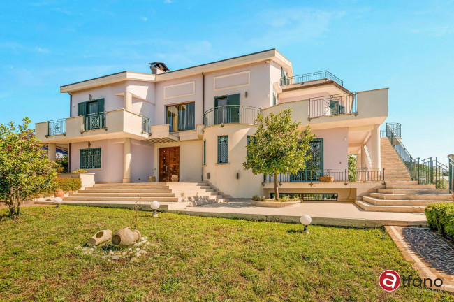 Villa in vendita a Boville Ernica