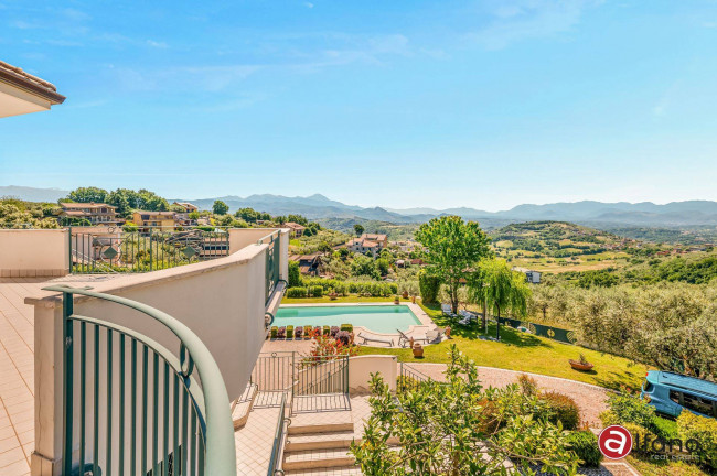 Villa in vendita a Boville Ernica