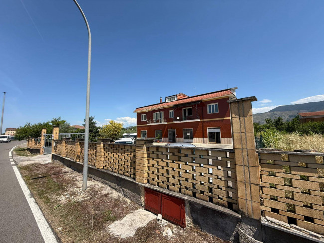 House in Roccasecca - Image 4
