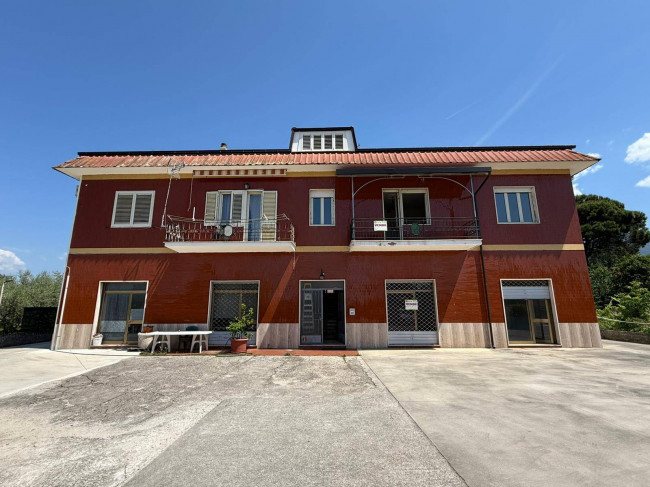 House in Roccasecca - Image 3